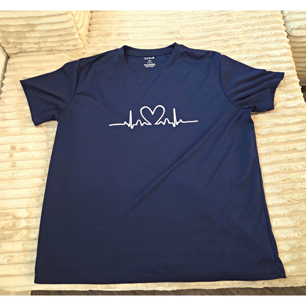 SHEIN Plus Size 1XL Navy Blue Heartbeat Graphic Tee Casual Crewneck T-Shirt
